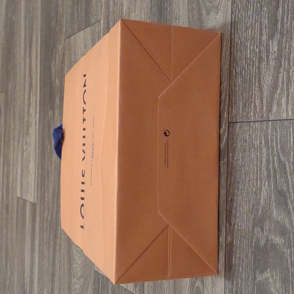 Authentic Louis Vuitton Bag - Picture 5 of 9